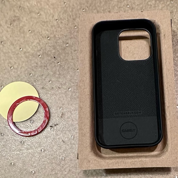 IPHONE 11 CASE PURPLE /FUCHSIA MARBLE NEW!! MAGSAFE - Picture 4 of 4